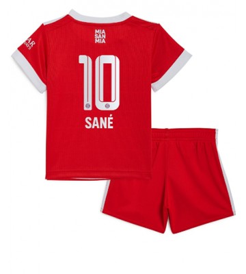 Bayern Munich Leroy Sane #10 Hjemmedraktsett Barn 2022-23 Kortermet (+ Korte bukser)